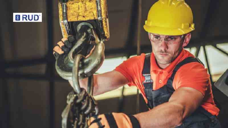 How Chain Systems Improve Industrial Lifting Operations